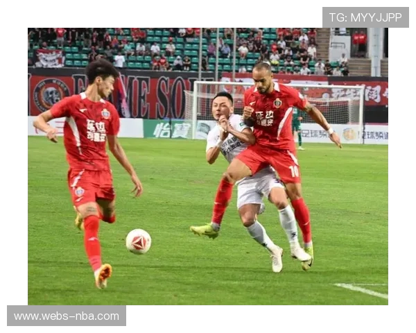 朗斯3-0图卢兹豪取七连胜，半程冠军防守数据领跑法甲