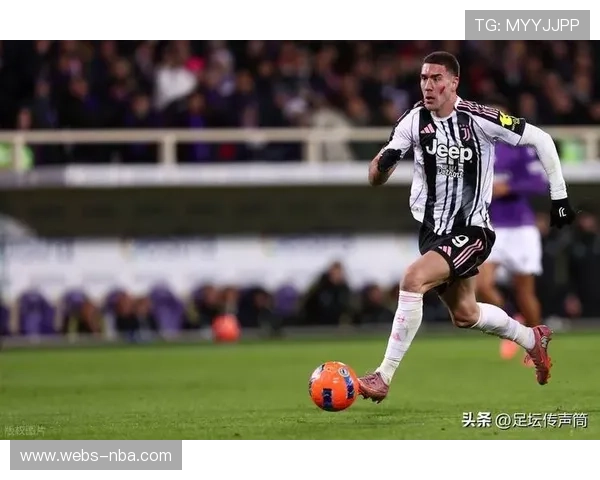 斯帕莱蒂强调更衣室团结，尤文主帅赞米雷蒂搭档戴维表现出色